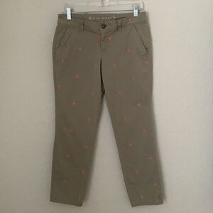 Old Navy Khaki Embroidered Lobster Cropped Pants Size 4